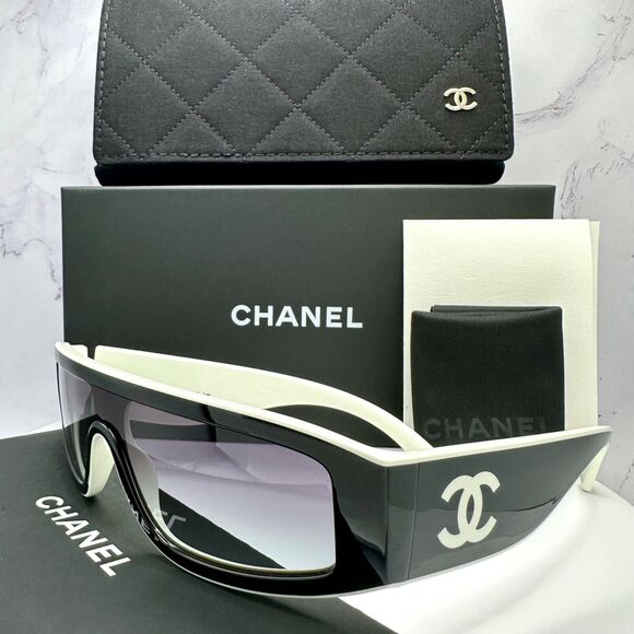 New CHANEL Sunglasses - Picture 1 of 16